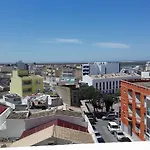 Residencial Condado 3*