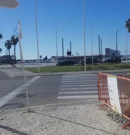 Residencial Condado בית הארחה 3*