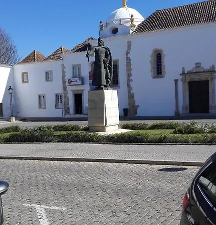 Residencial Condado בית הארחה פארו