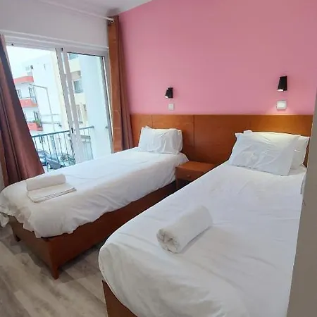 ゲストハウス Residencial Condado