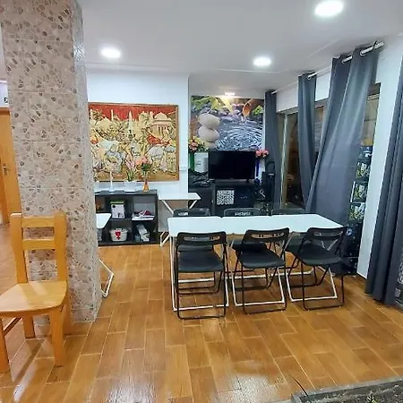 Residencial Condado ファロ