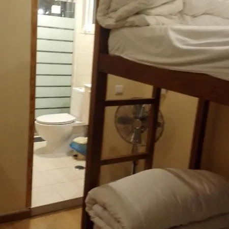ゲストハウス Residencial Condado